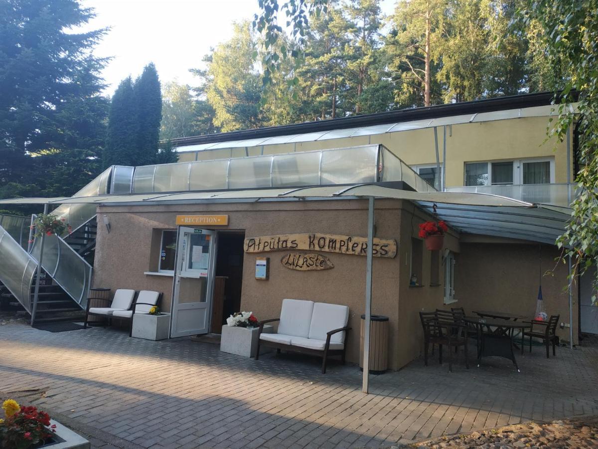Atputas Komplekss Lilaste Kültér fotó